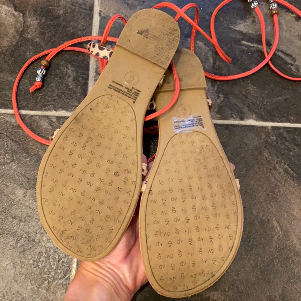 Ankle tie Sandals - Picture 2 of 9